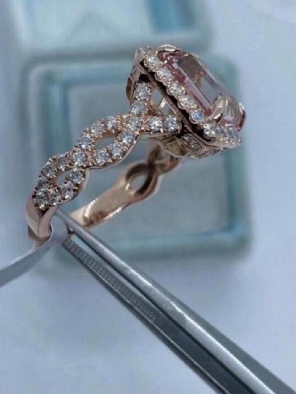 Rose gold ring - Picture 3 of 3
